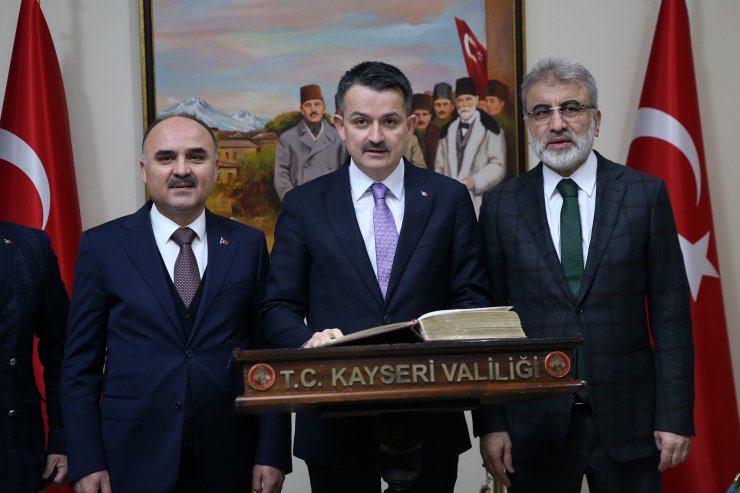 Bakan Pakdemirli Kayseri'de "Söz Sizde Tarım Orman Buluşmaları"nda konuştu: (1)