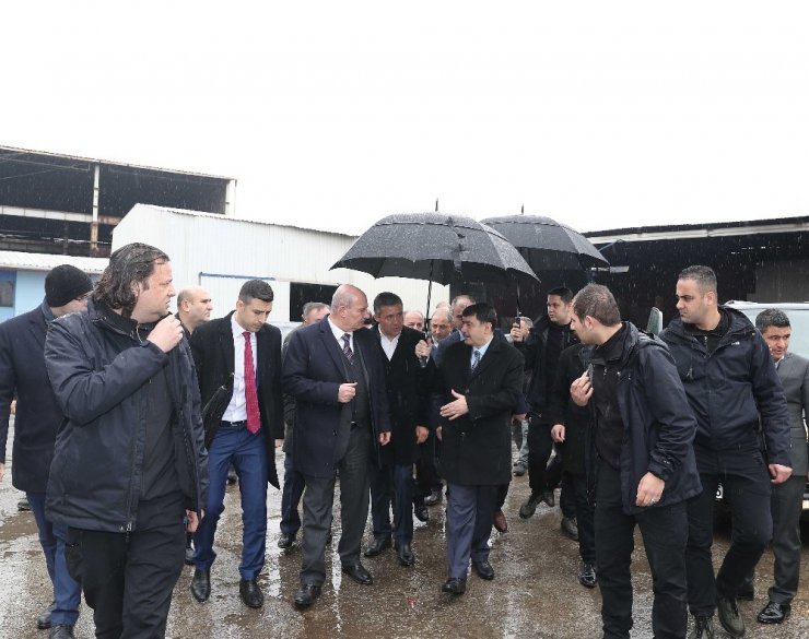 Baran ve Şahin, hurdacıların problemlerini dinledi