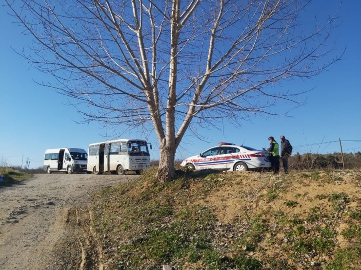 Jandarma Trafik Timleri öğrenci servislerini denetledi