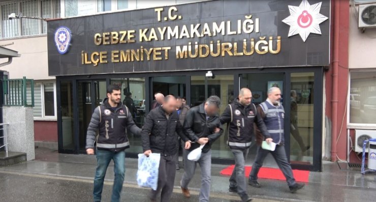 Devleti 3 milyon TL dolandırdığı iddia edilen çete üyeleri serbest kaldı