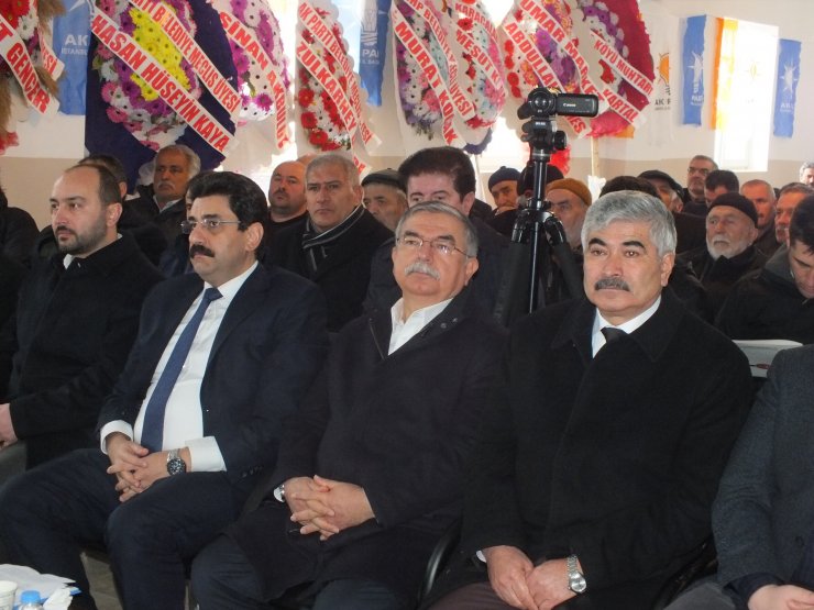 Sivas'ta AK Parti kongre sürecini Ulaş ilçesiyle başlattı