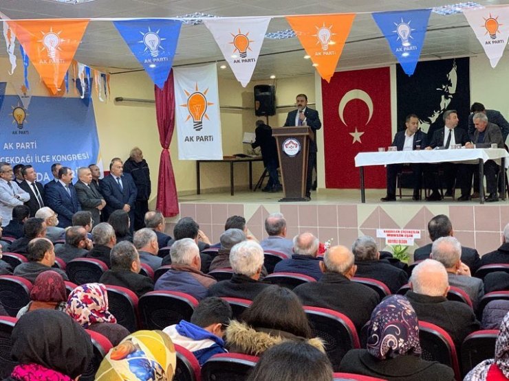 AK Parti Çiçekdağı İlçe Kongresi yapıldı