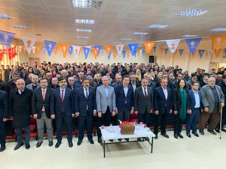 AK Parti Çiçekdağı İlçe Kongresi yapıldı