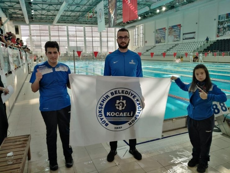 Antalya’da engel tanımayan Şevval, Türkiye şampiyonluğuna hazırlanıyor