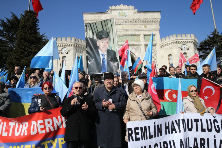 Kırım Tatar Türkleri Rusya'yı protesto etti