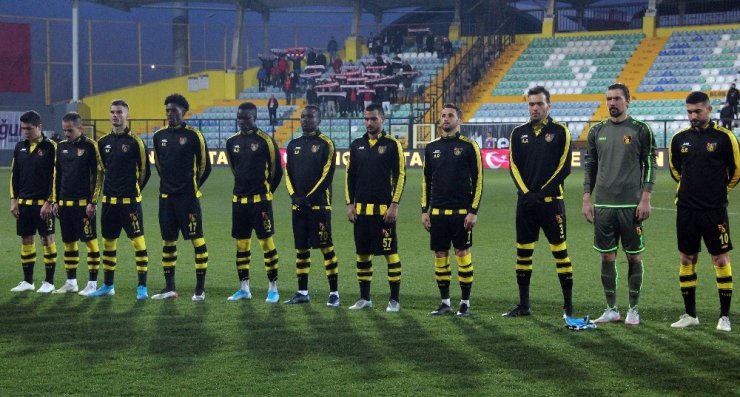 TFF 1. Lig: İstanbulspor: 0 - Boluspor: 0