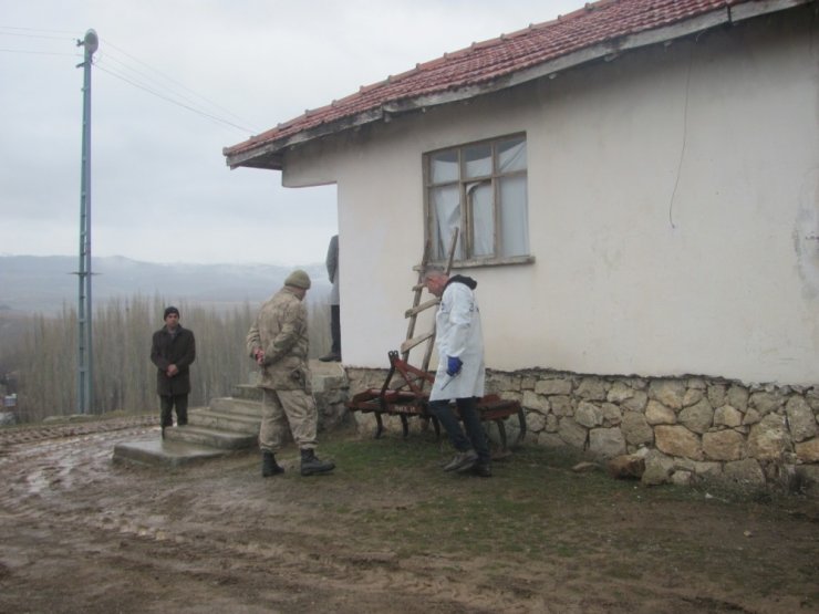 Yalnız yaşayan kadın ölü olarak bulundu