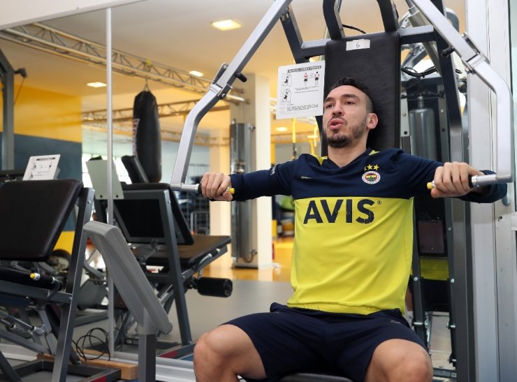 Fenerbahçe’de ara vermeden Antalyaspor hazırlıklarına başladı