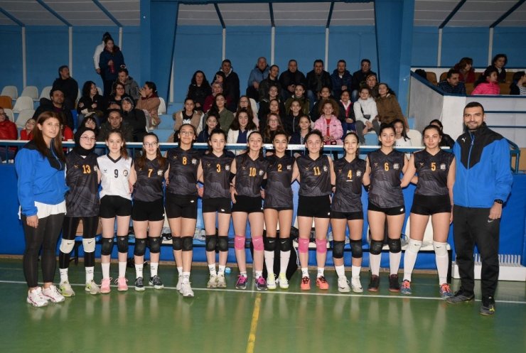 İki Bozüyük takımın mücadelesi