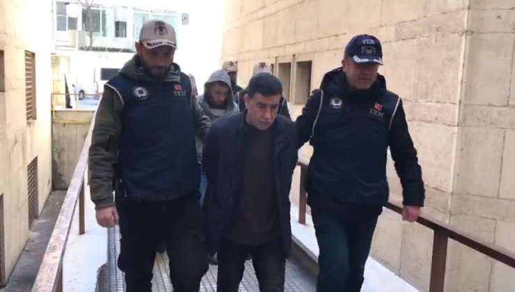 Bursa ve Kocaeli’de yakalanan DEAŞ’lılar adliyede