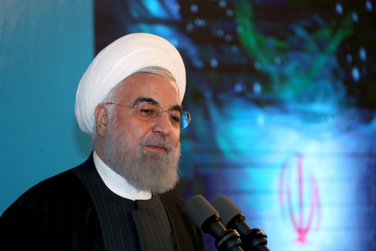 Ruhani: "Koronavirüs davetsiz bir misafir gibi geldi"