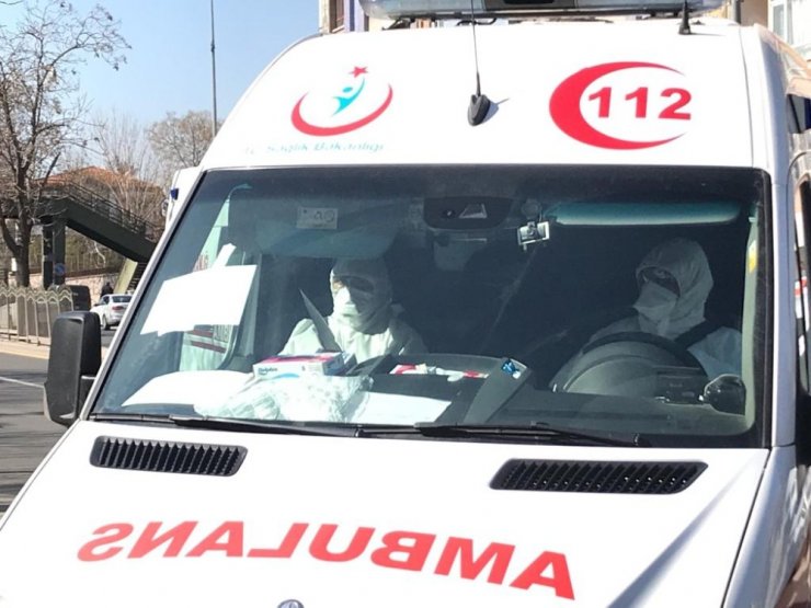 Tahran-İstanbul seferini yapan uçaktaki yolcular tedbir amaçlı hastaneye götürüldü