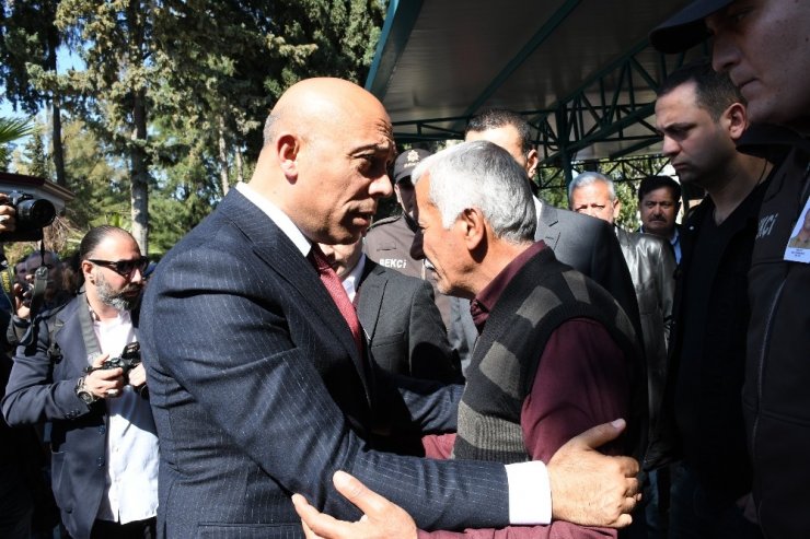 Denizde cesedi bulunan bekçi son yolculuğuna uğurlandı