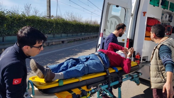 Bursa’da motosiklete çarpan araç sürücüsü kayıplara karıştı