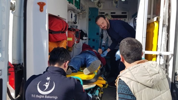 Bursa’da motosiklete çarpan araç sürücüsü kayıplara karıştı