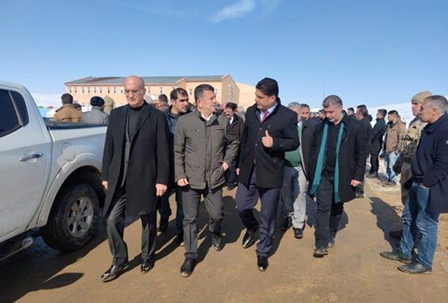 CHP heyeti Başkale deprem bölgesinde
