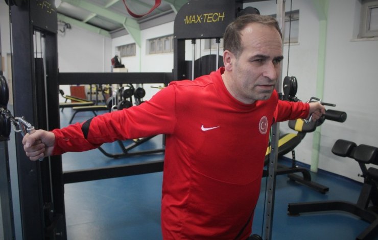 Görme engelini judoyla aştı, azmiyle onlarca insana umut oluyor