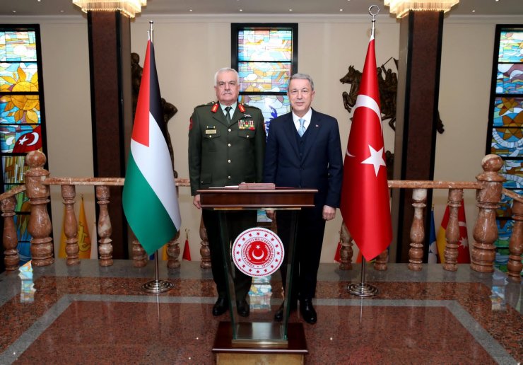 Milli Savunma Bakanı Akar, Ürdün Genelkurmay Başkanını kabul etti