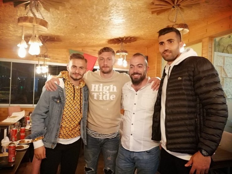 Isparta 32 Sporlular, moral yemeğinde buluştu