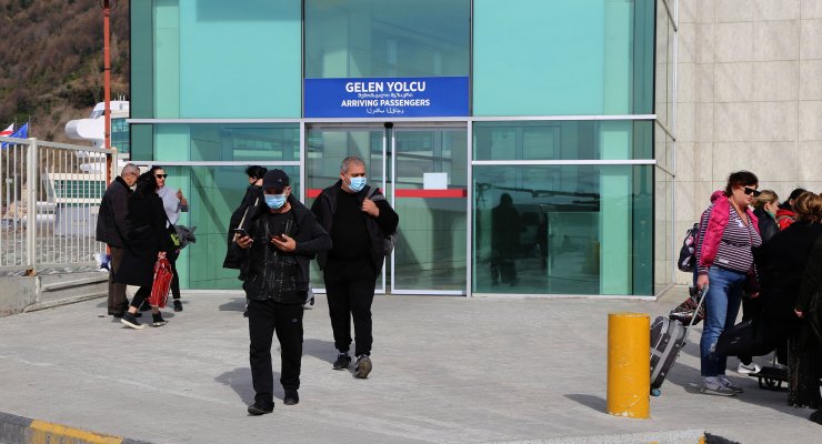 Sarp Sınır Kapısı'nda koronavirüse karşı önlemler alındı