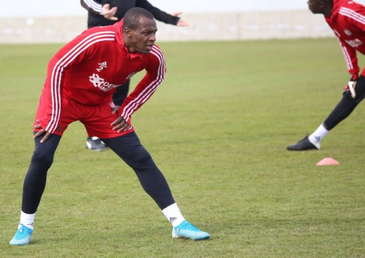 Sivasspor’da neşeli antrenman