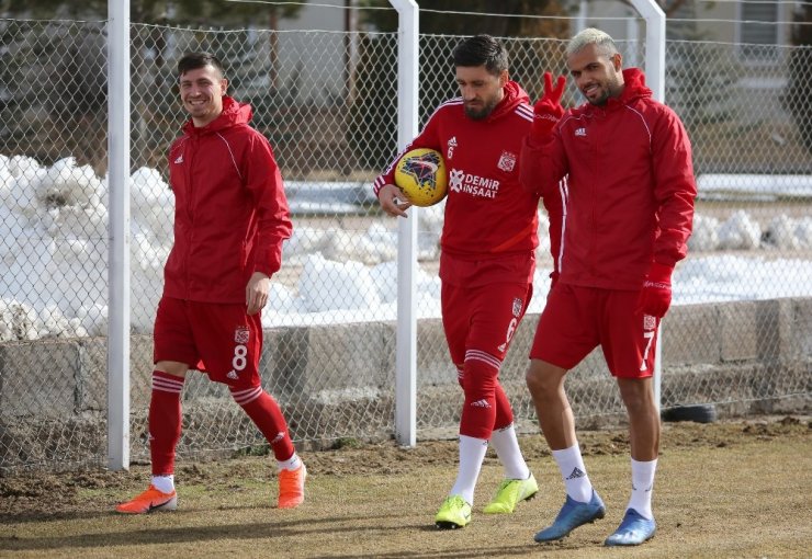 Sivasspor’da neşeli antrenman