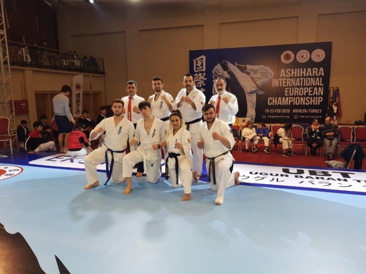 Pursaklar Belediye Spor Kulübü sporcuları ilk kez Avrupa şampiyonu oldu