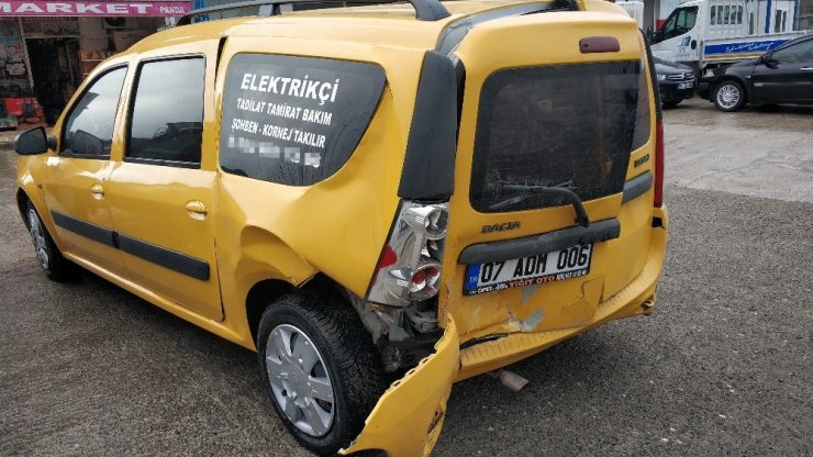 Samsun’da otomobil ile ticari araç çarpıştı: 6 yaralı