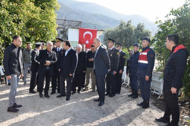 Şehidin acı haberi Finike’deki ailesine ulaştı