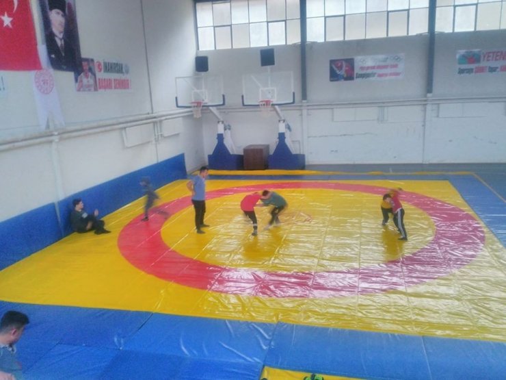 ‘Türkiye Gençler- B Güreş Grup Müsabakaları’ Simav’da yapılacak