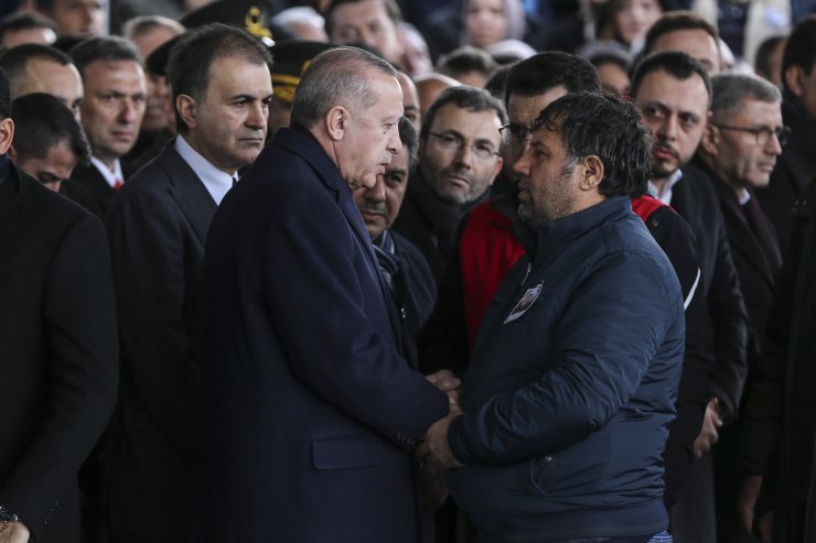 İdlib şehidi Uzman Onbaşı Emre Baysal son yolculuğuna uğurlandı