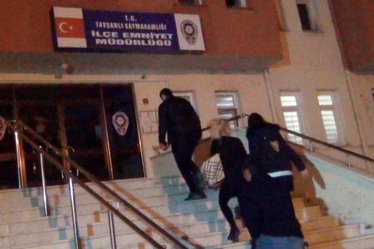 Tavşanlı’da fuhuş operasyonunda 4 gözaltı