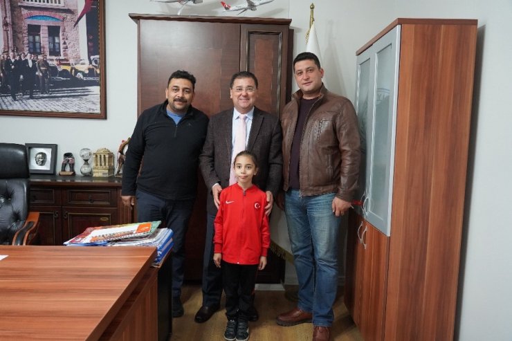 Milaslı küçük dansçı Türkiye’yi Makedonya’da temsil edecek