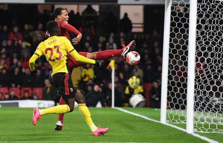 Liverpool ilk yenilgisin aldı