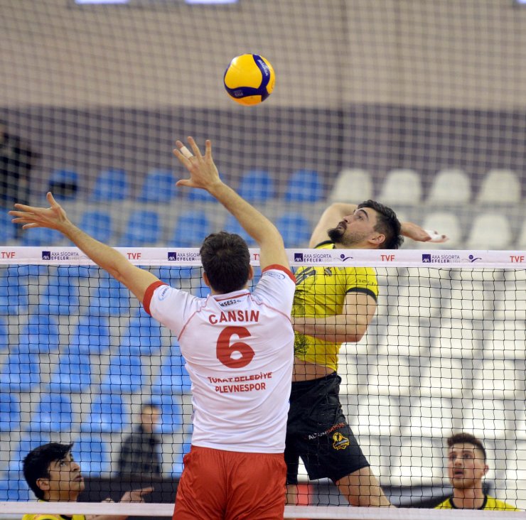 Voleybol: AXA Sigorta Efeler Ligi