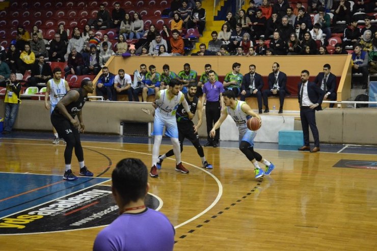 Türkiye Basketbol Ligi: Balıkesir BŞB: 90 - Petkimspor: 83