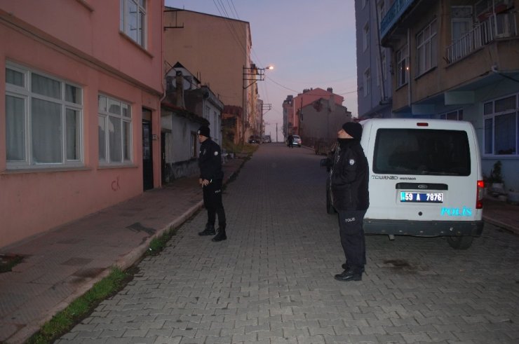 İkinci kattan düşen yaşlı kadın ağır yaralandı