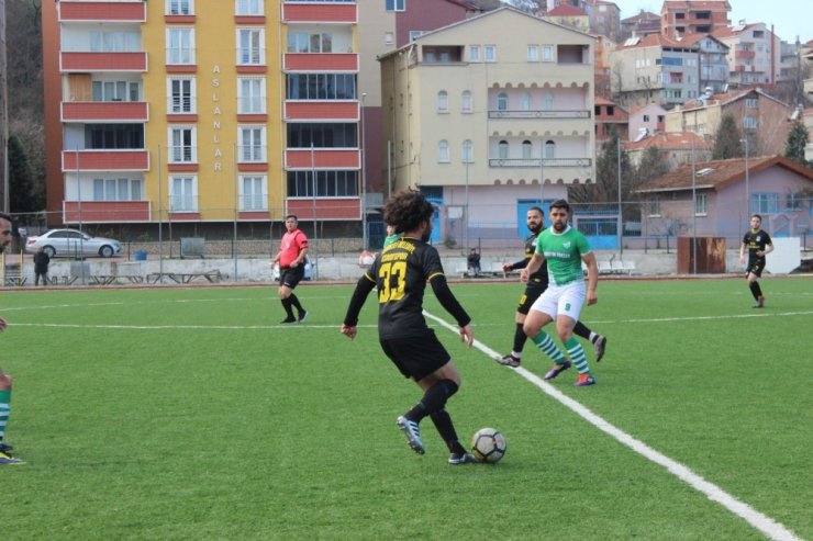 Gol sevincini asker selamı ile yaşadılar