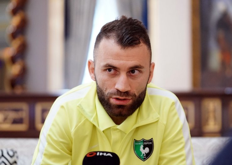 Mustafa Yumlu Türkiye’yi ağlattı