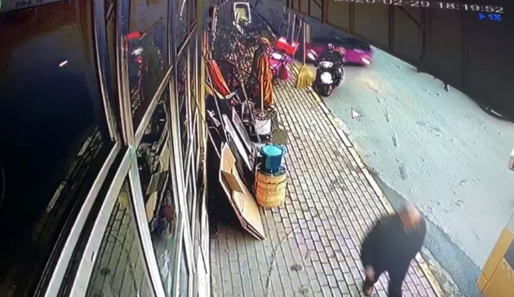 İstanbul’da feci kaza kamerada