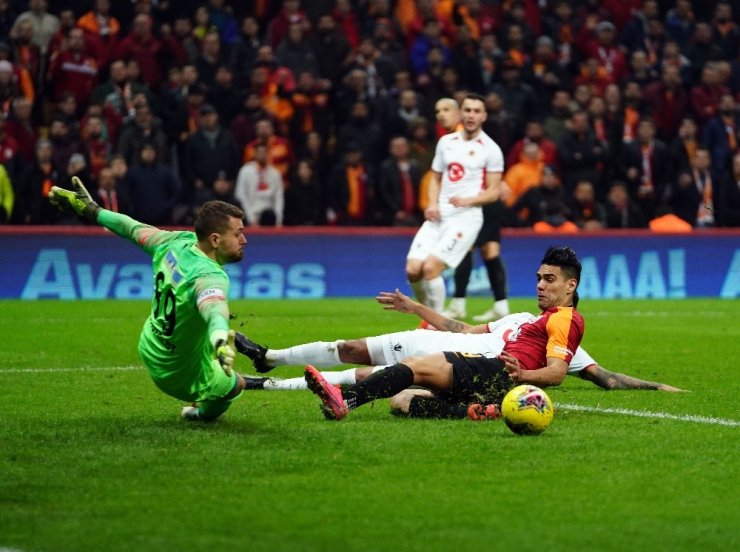 Süper Lig: Galatasaray: 3 - Gençlerbirliği: 0 (Maç sonucu)
