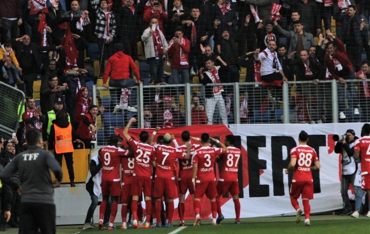 Süper Lig: MKE Ankaragücü: 0 - Sivasspor: 3 (Maç sonucu)