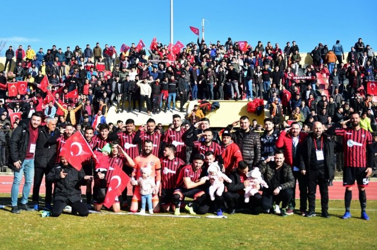 TFF 2. Lig: Uşakspor: 3 - Kastamonuspor: 1
