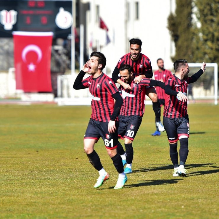 TFF 2. Lig: Uşakspor: 3 - Kastamonuspor: 1