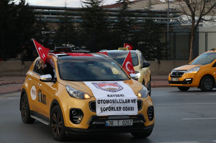 Türkiye Mehmetçik için tek yürek oldu