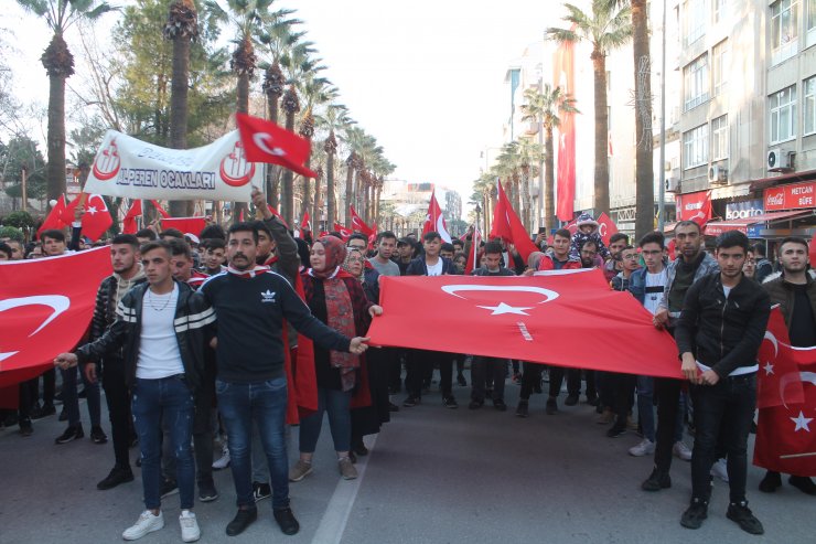 Türkiye Mehmetçik için tek yürek oldu