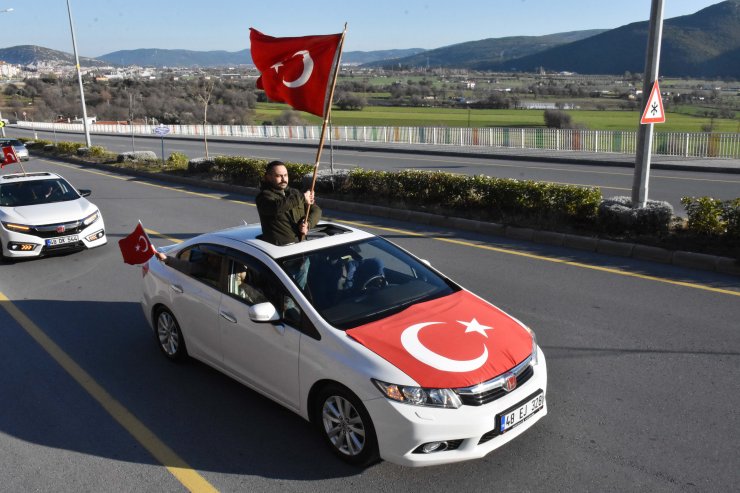 Türkiye Mehmetçik için tek yürek oldu