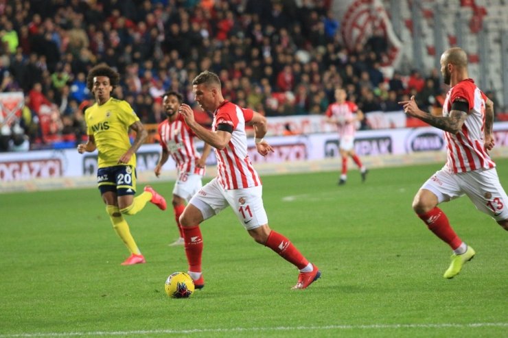 Antalyaspor’da Podolski rüzgarı!