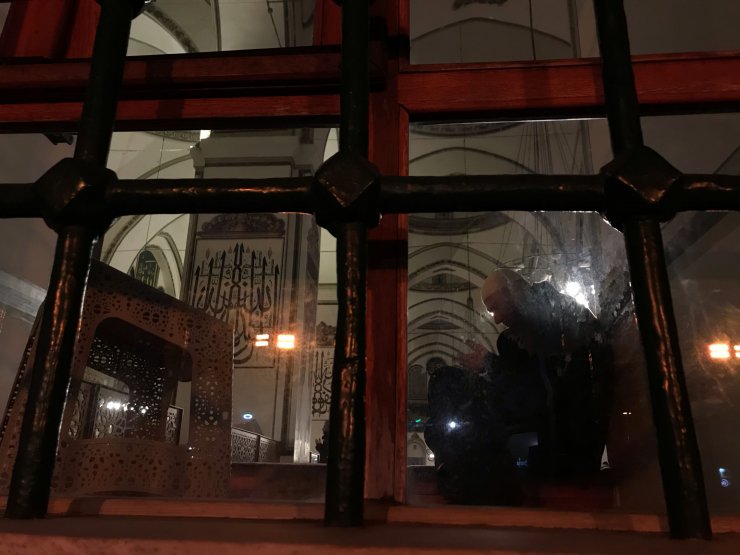 Bursa'daki camilerde, Mehmetçik için "zafer" duası yapıldı