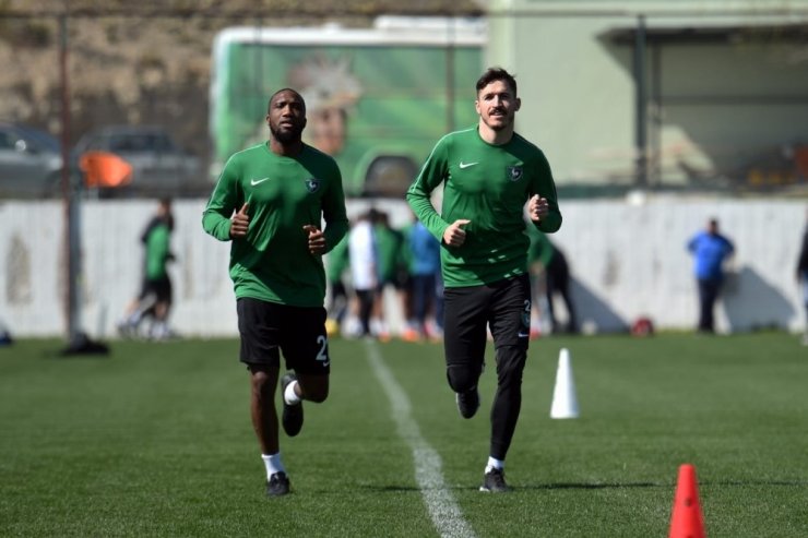 Denizlispor, Fenerbahçe maçı hazırlıklarına başladı
